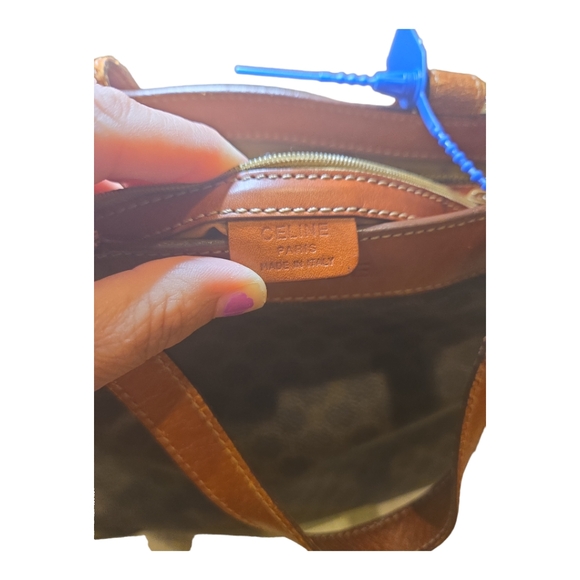 Celine Macdam Tote some wear on handles - Picture 7 of 12